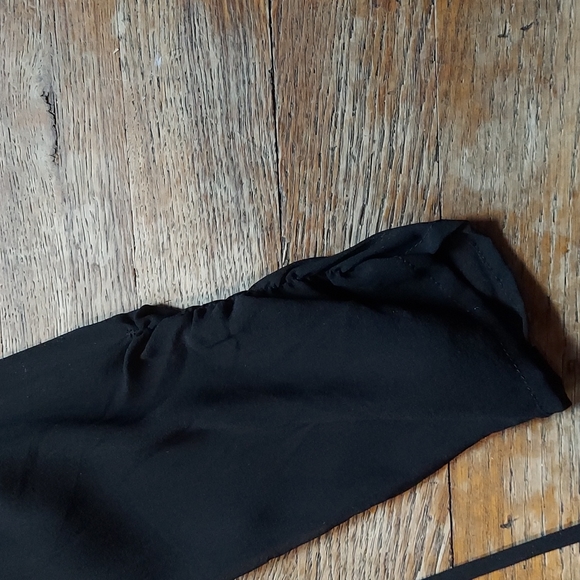 6 for $8 M&M Top - Picture 4 of 10